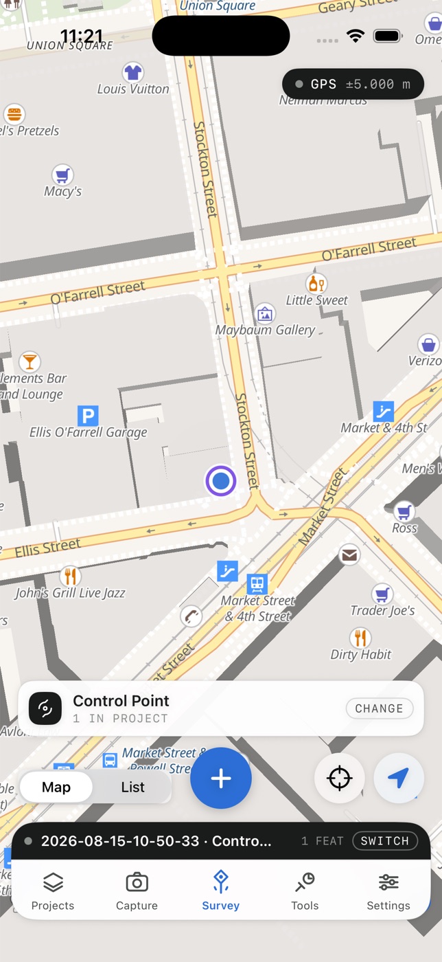 OpenSurvey3D survey map with the active project, GNSS accuracy, and field controls